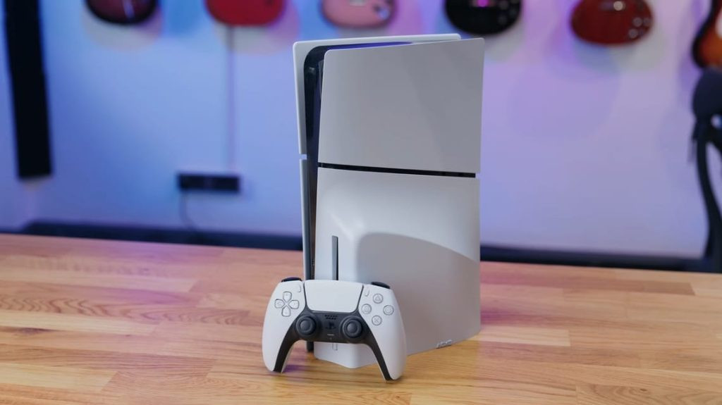 PS5 Disc Edition Slim with FC 24 PRE-INSTALLED - White