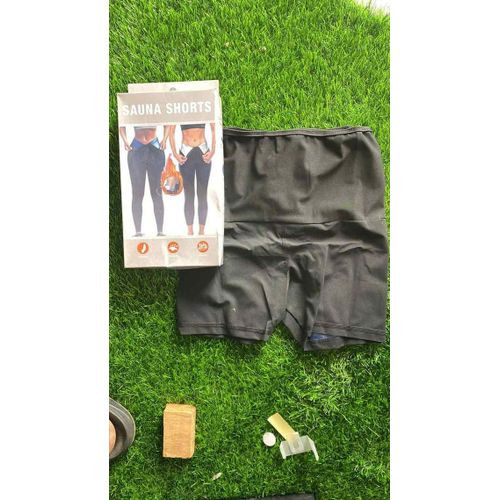 Medium Sauna Shorts, - Black,